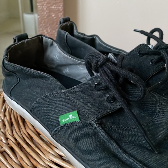 Sanuk Other - Sanuk mens black nice slip on sneakers